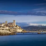 Tamanaco Salis Std * Antibes